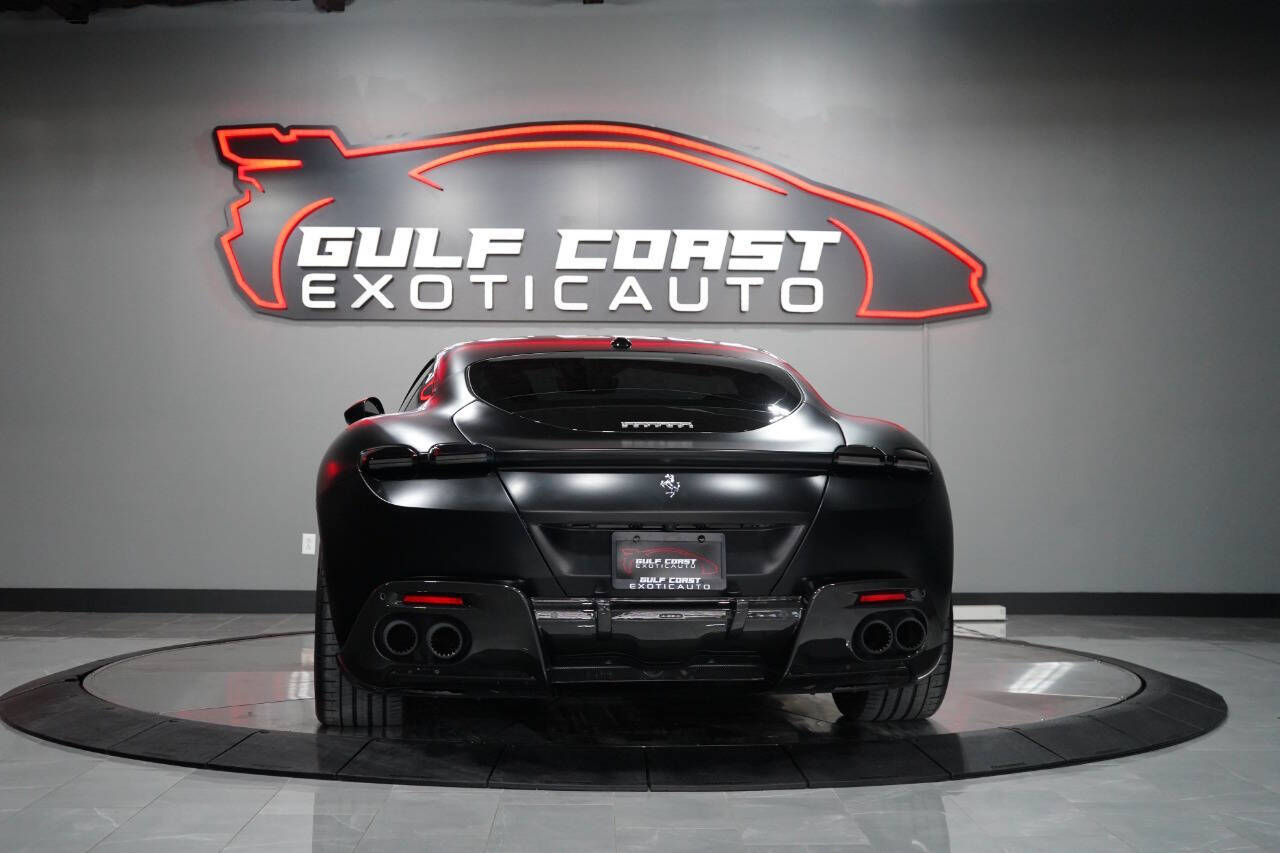 2023 Ferrari Roma Base RWD