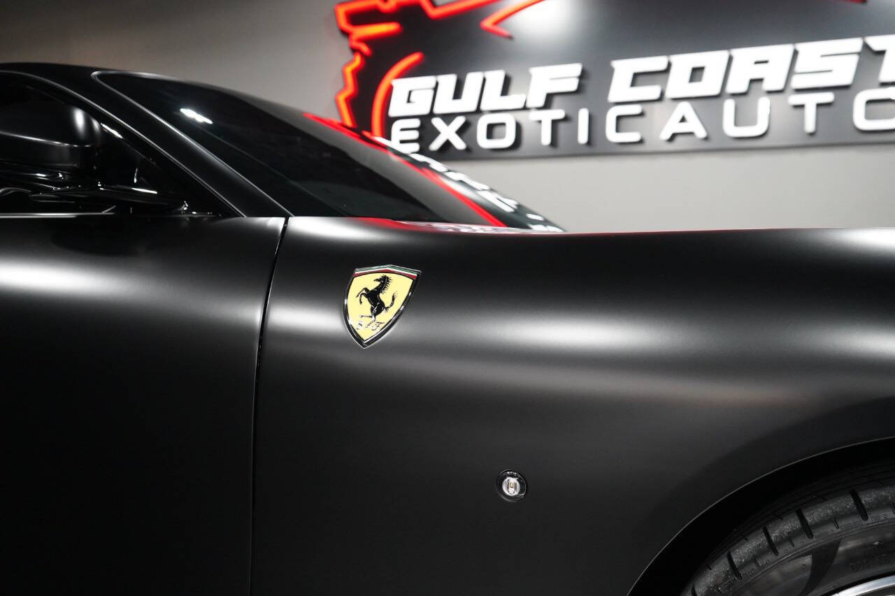 2023 Ferrari Roma Base RWD