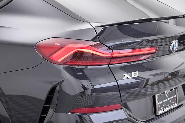 2025 BMW X6 xDrive40i AWD