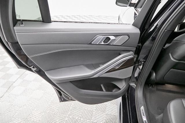 2025 BMW X6 xDrive40i AWD