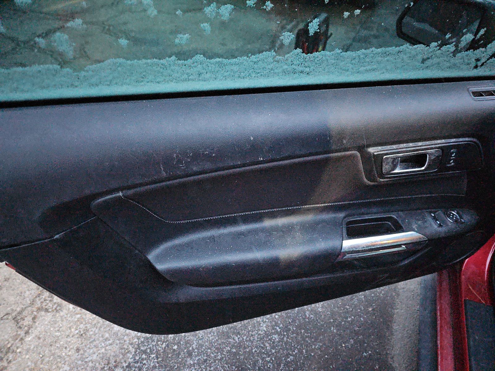 2021 Ford Mustang EcoBoost RWD