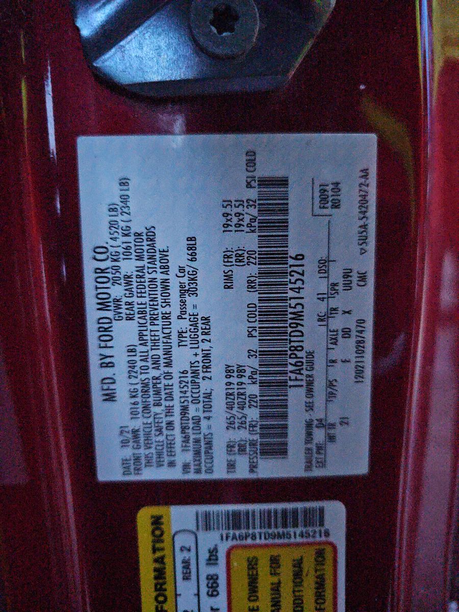 2021 Ford Mustang EcoBoost RWD