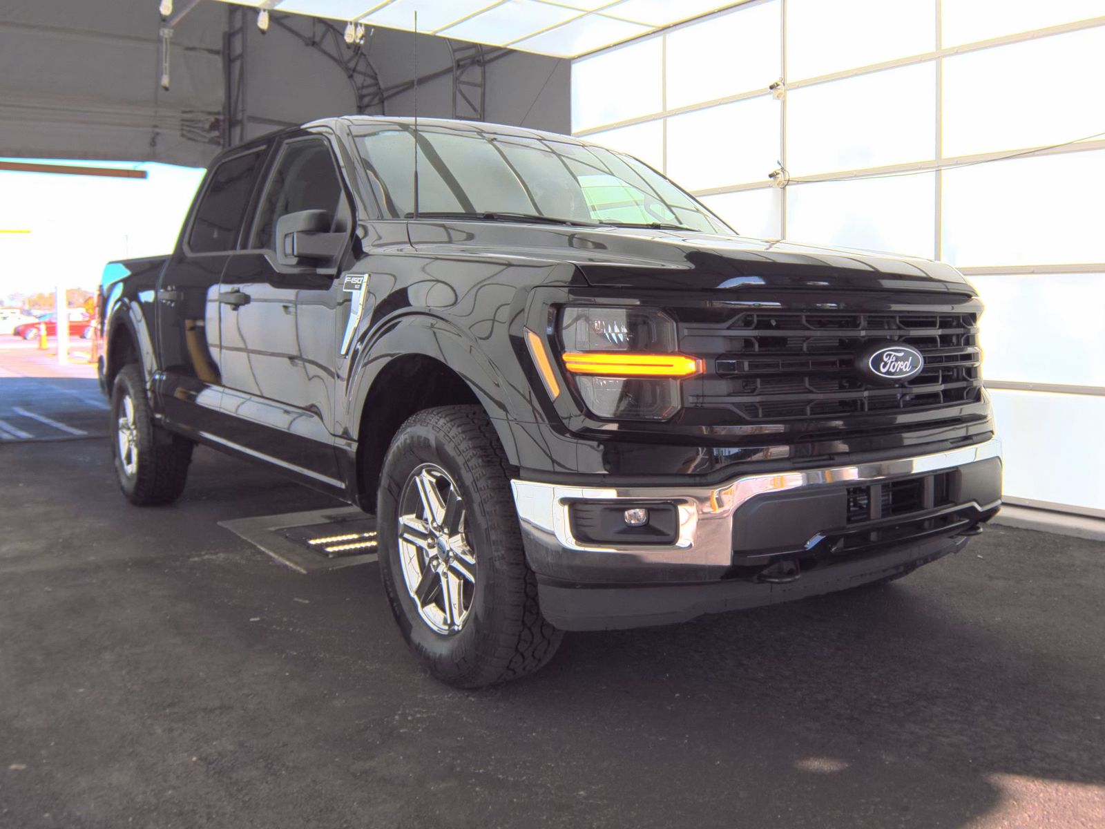 2025 Ford F-150 XLT AWD