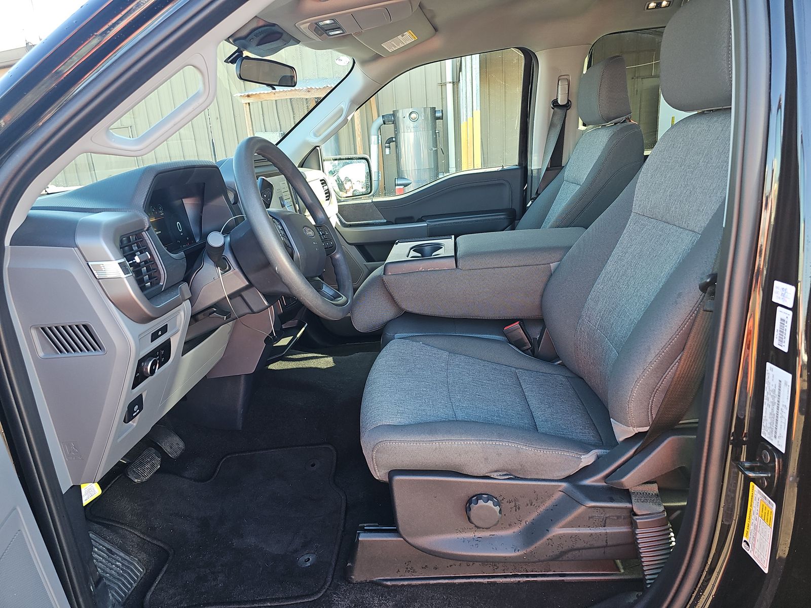 2025 Ford F-150 XLT AWD