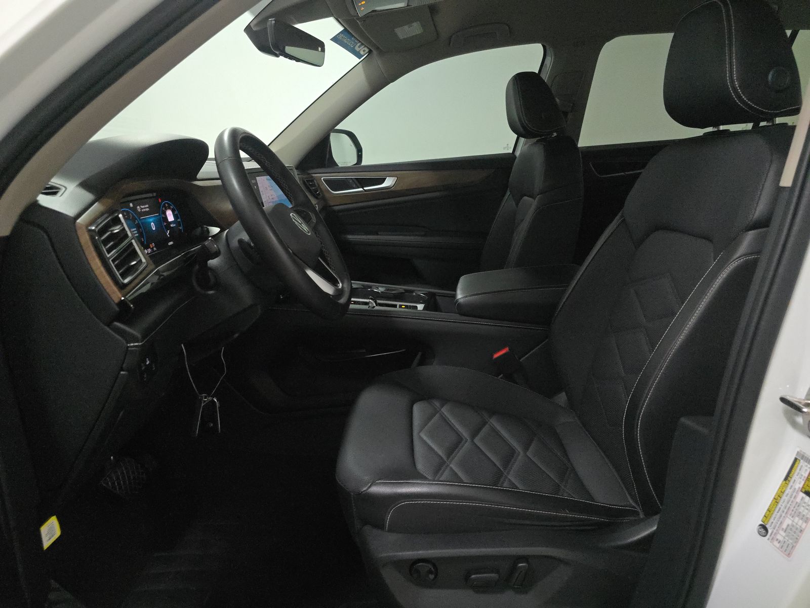 2024 Volkswagen Atlas 2.0T SE FWD