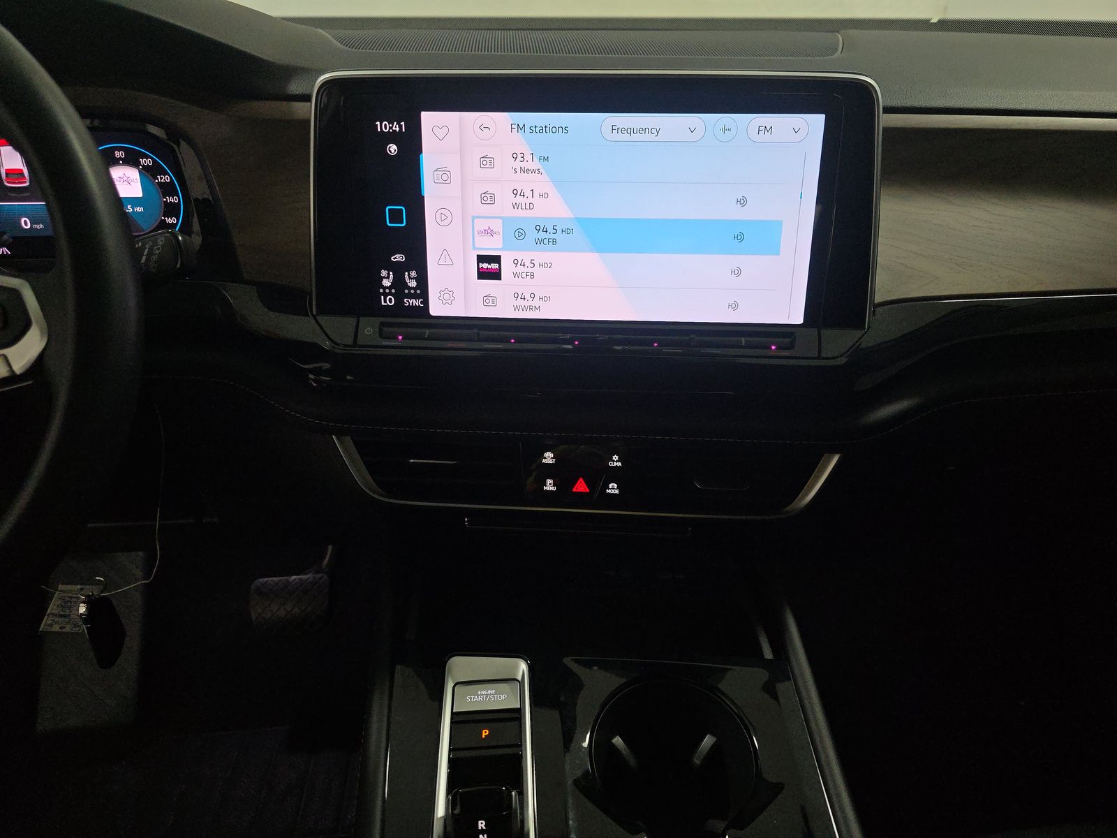 2024 Volkswagen Atlas 2.0T SE FWD