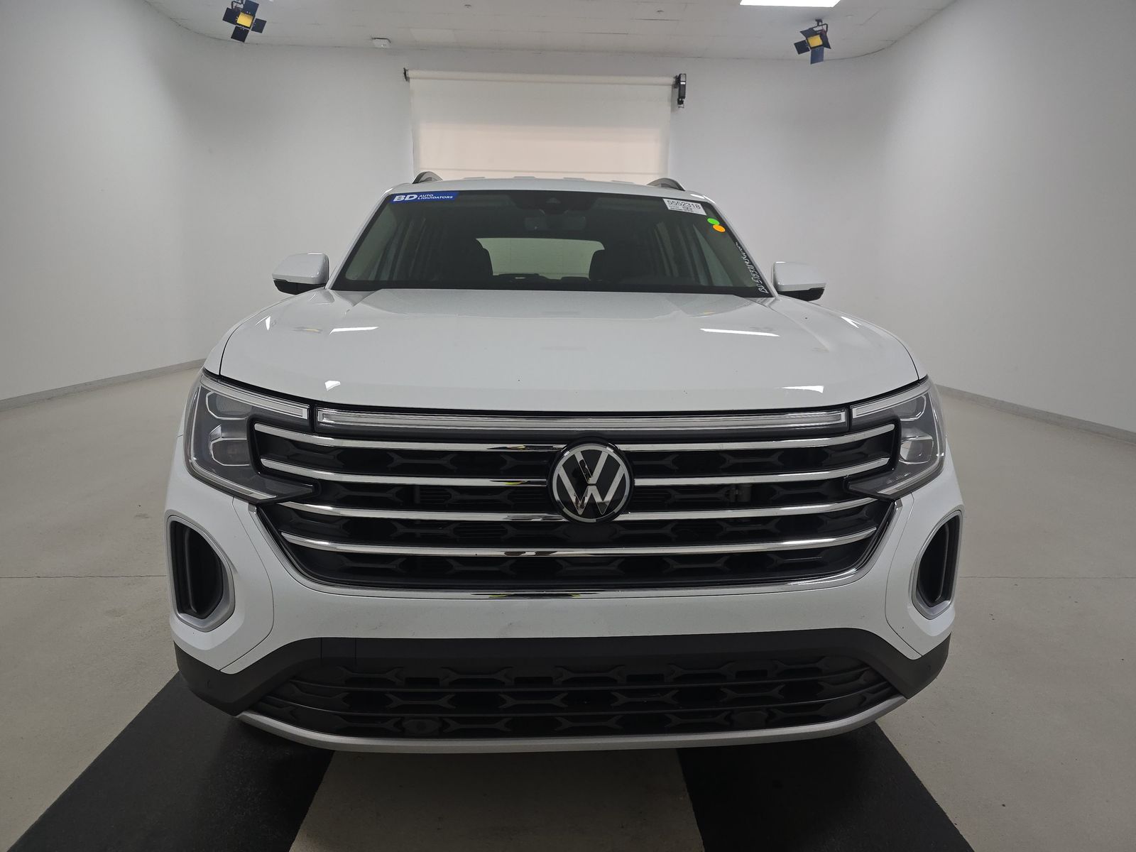 2024 Volkswagen Atlas 2.0T SE FWD
