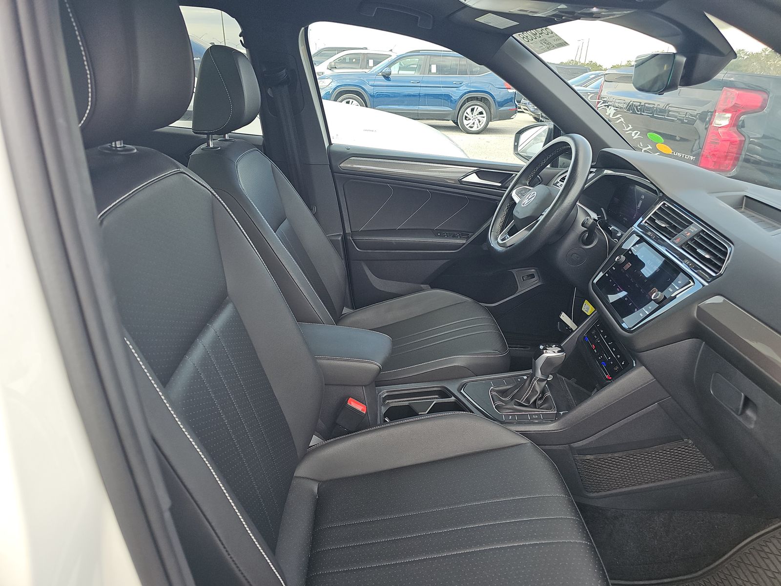 2023 Volkswagen Tiguan 2.0T SE R-Line Black FWD