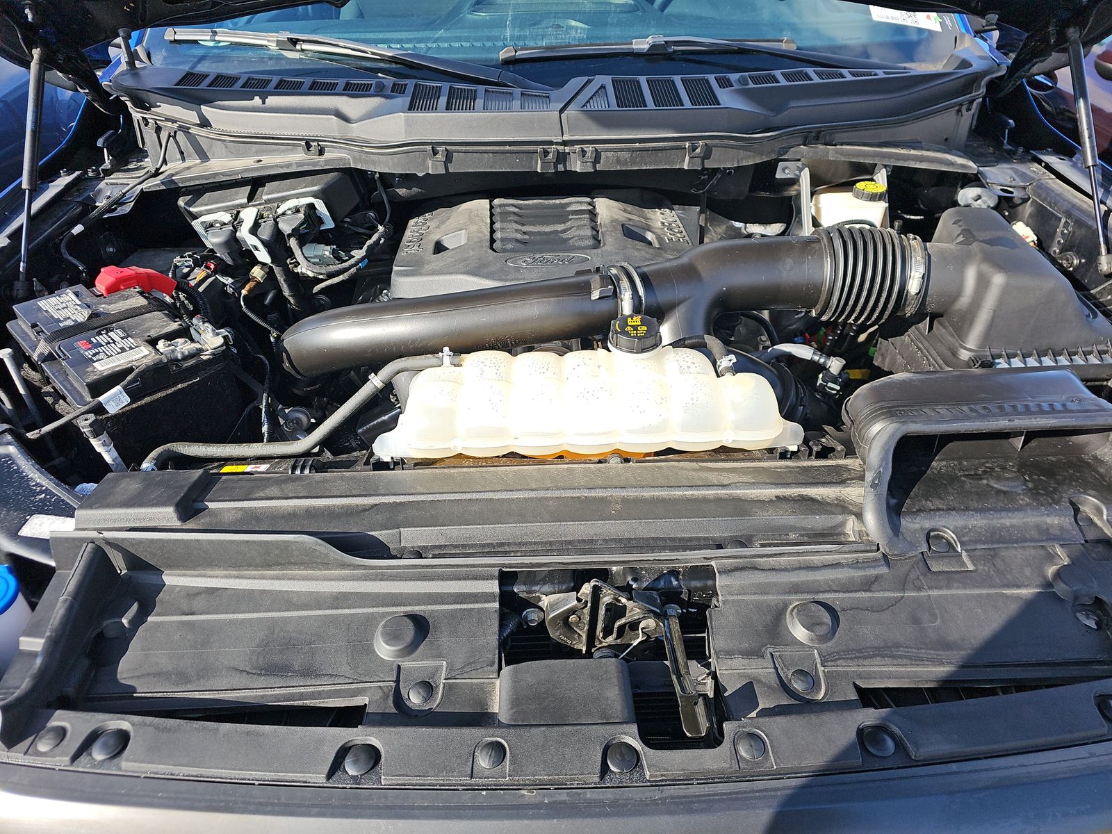 2022 Ford F-150 XLT AWD