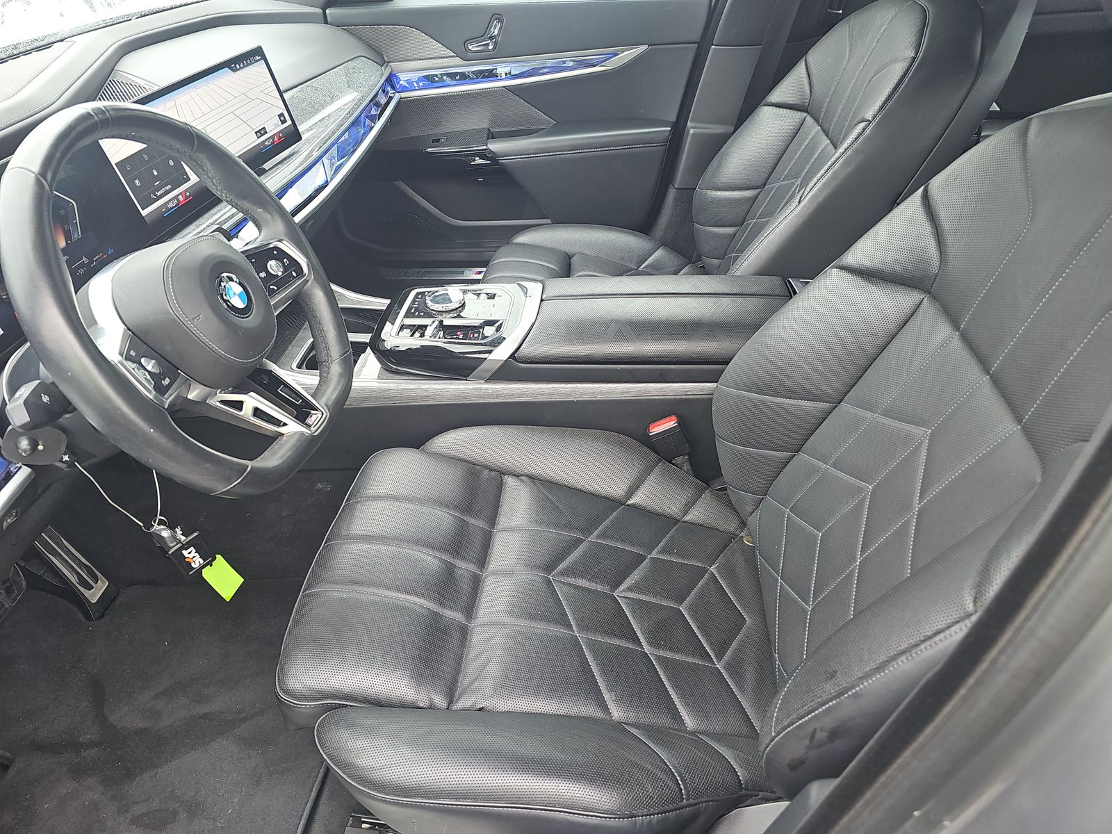 2025 BMW 7 Series 740i RWD