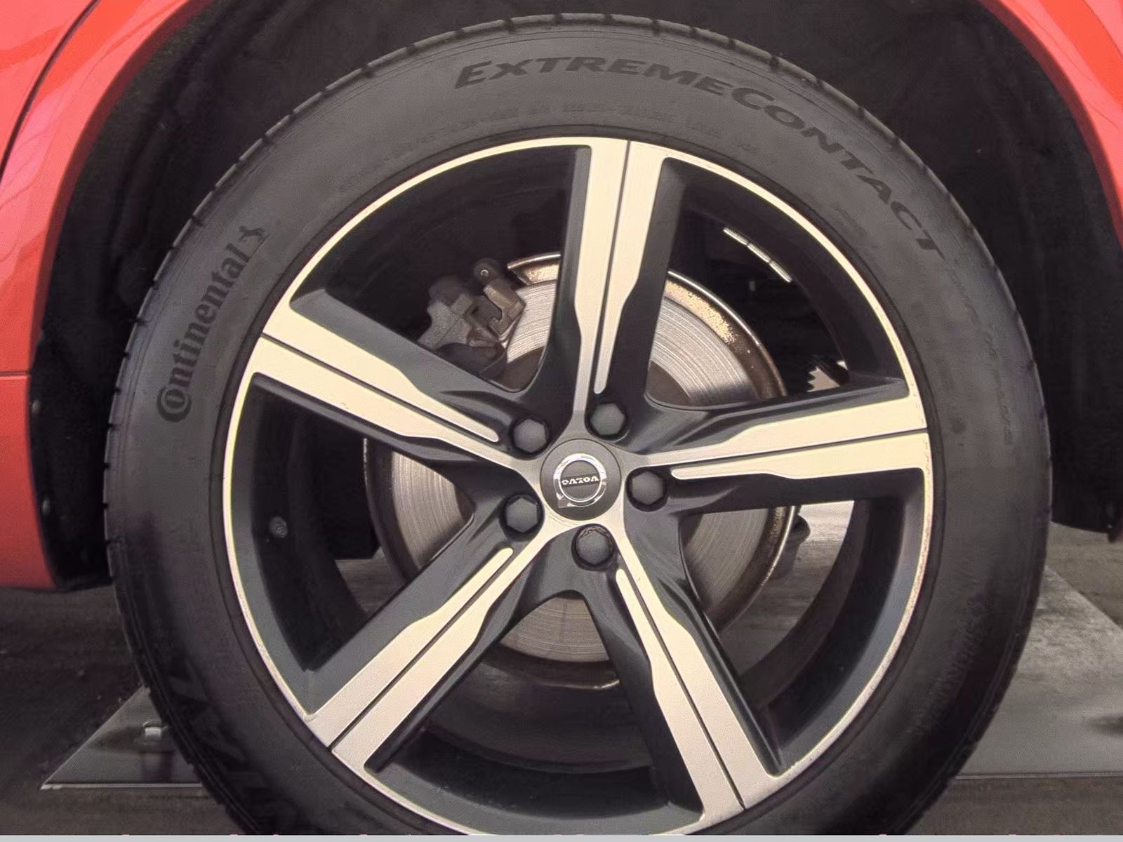 2019 Volvo XC90 T6 R-Design AWD