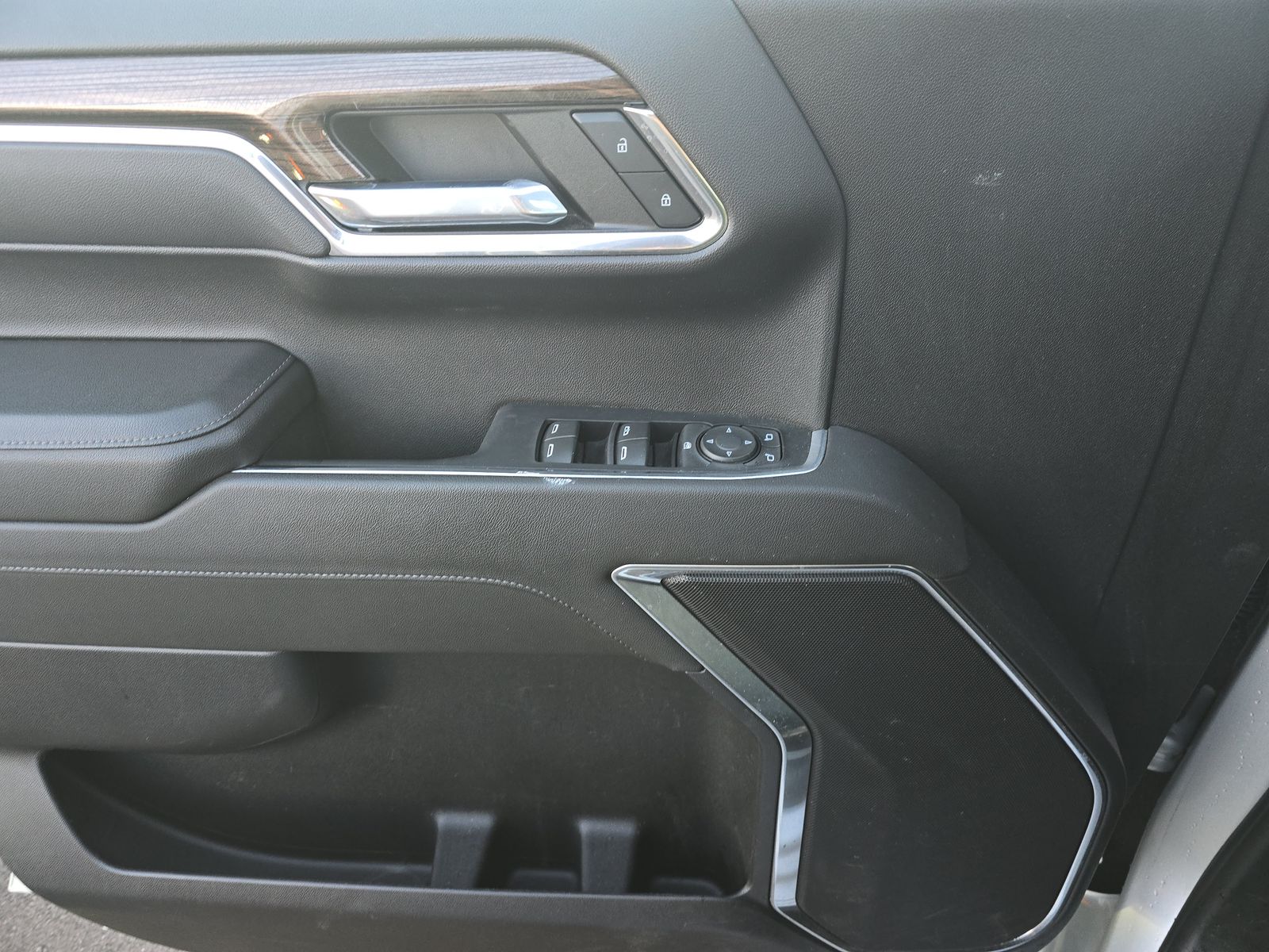 2022 Chevrolet Silverado 1500 LT AWD