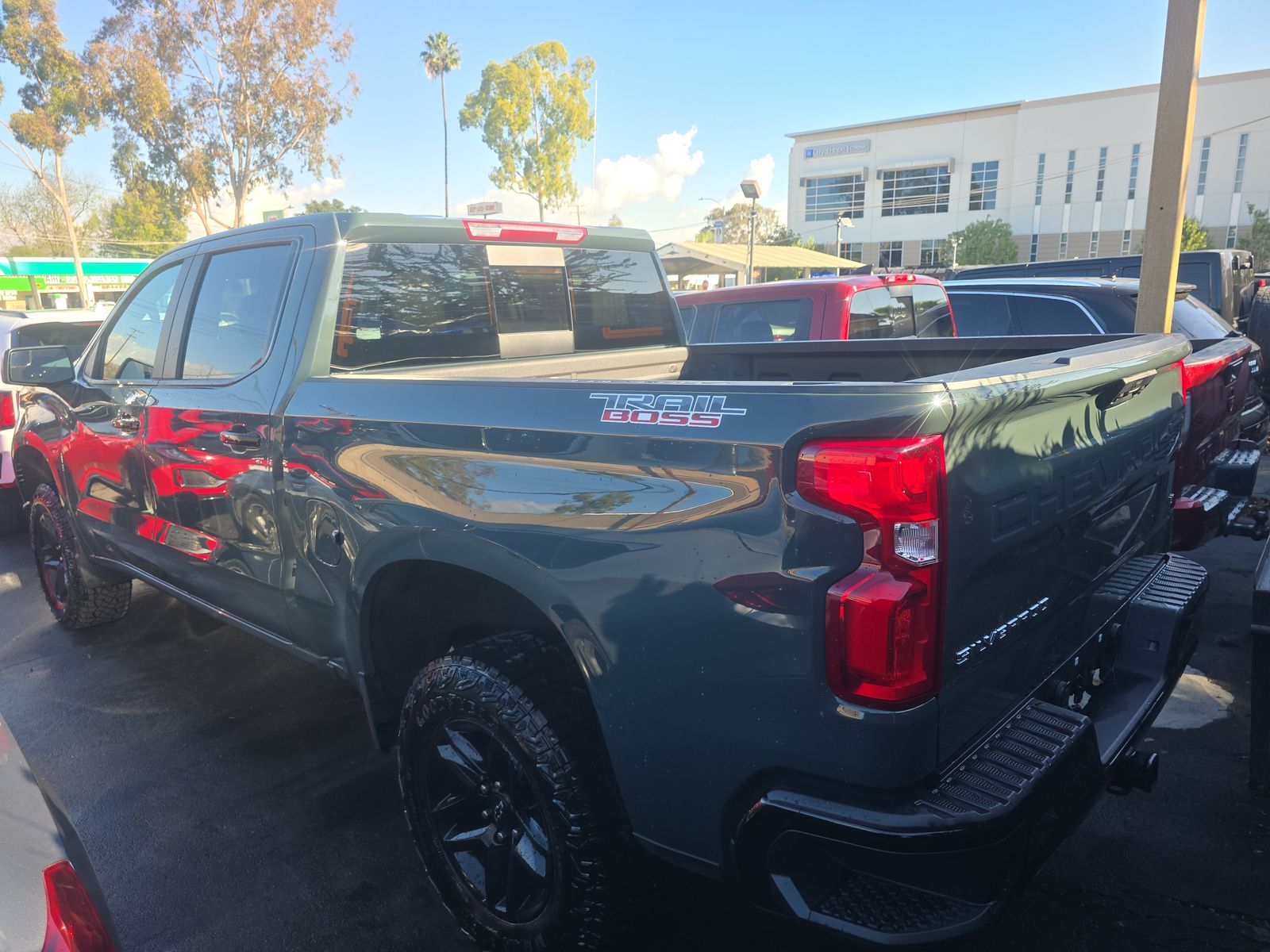 2025 Chevrolet Silverado 1500 LT Trail Boss AWD