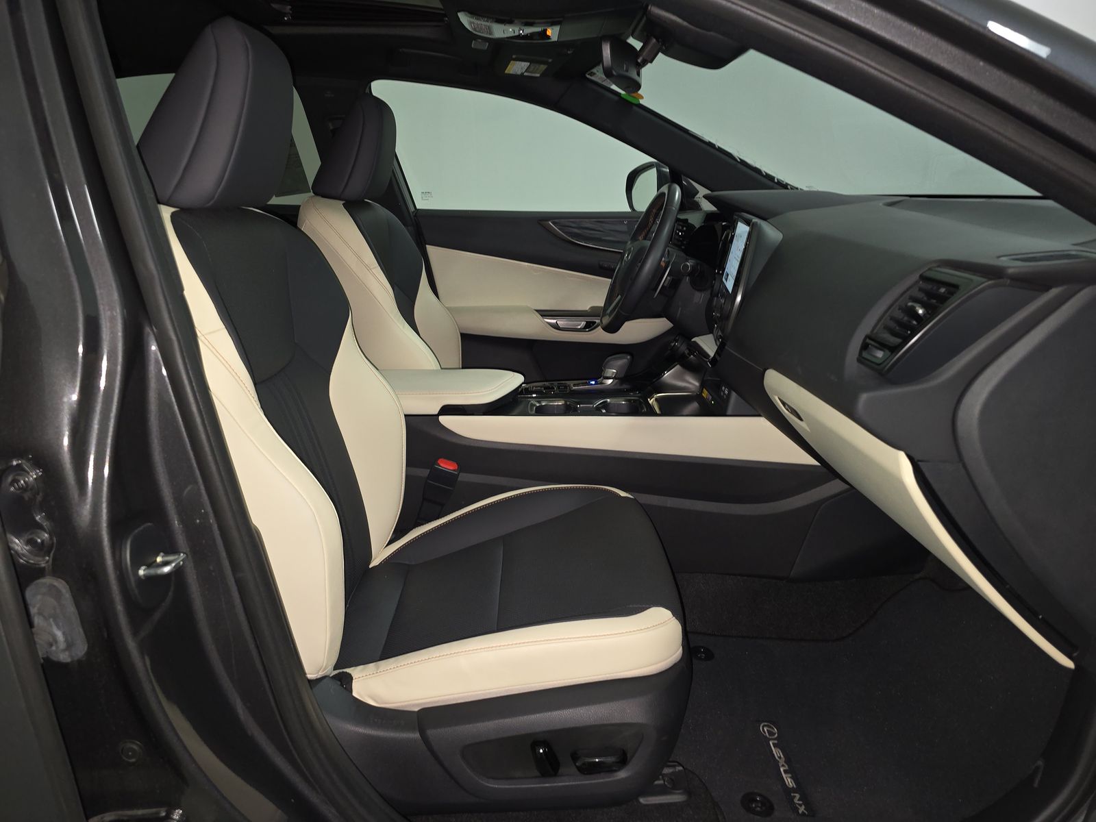 2024 Lexus NX NX 250 Premium FWD