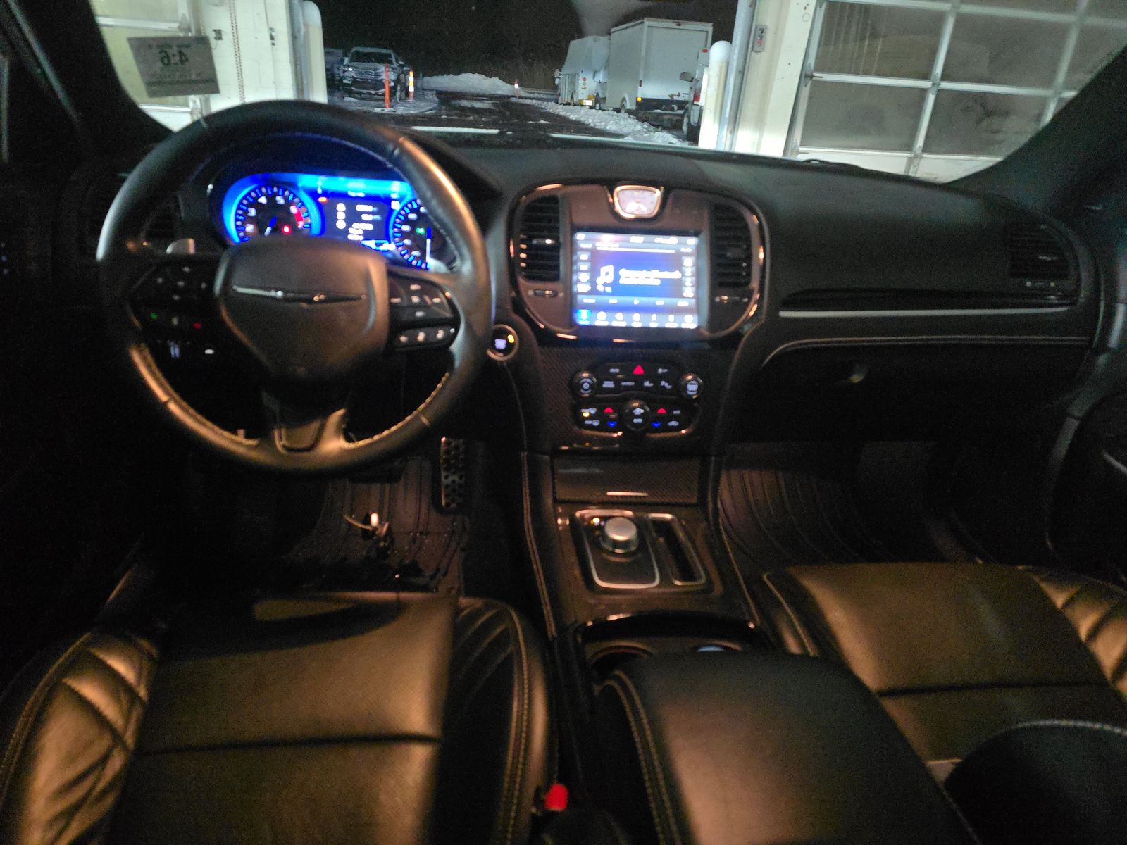 2023 Chrysler 300 C RWD