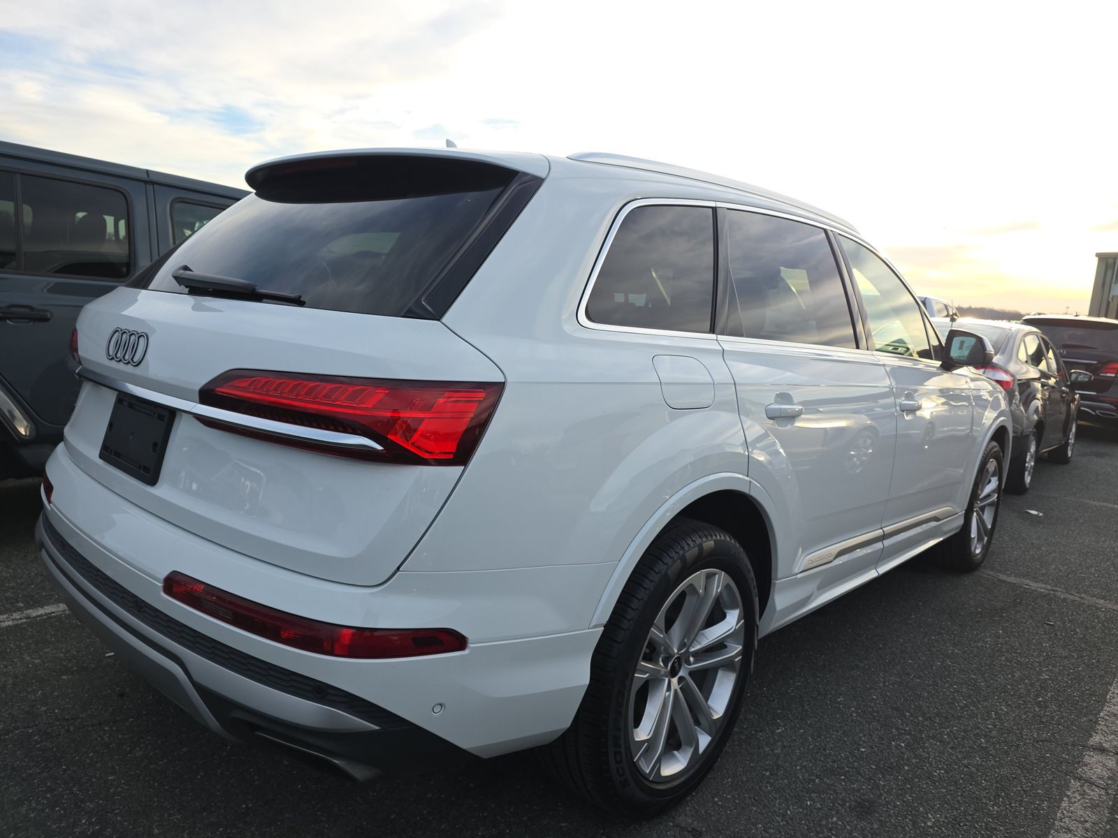 2025 Audi Q7 Premium Plus AWD