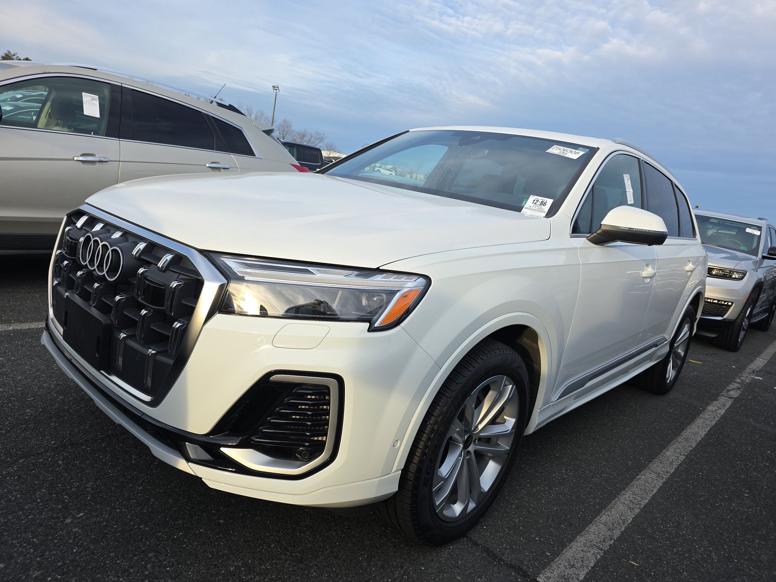 2025 Audi Q7 Premium Plus AWD