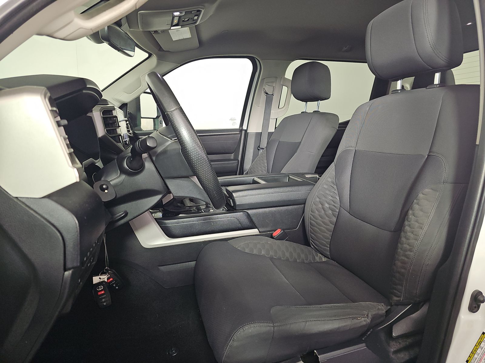 2022 Toyota Tundra SR5 AWD