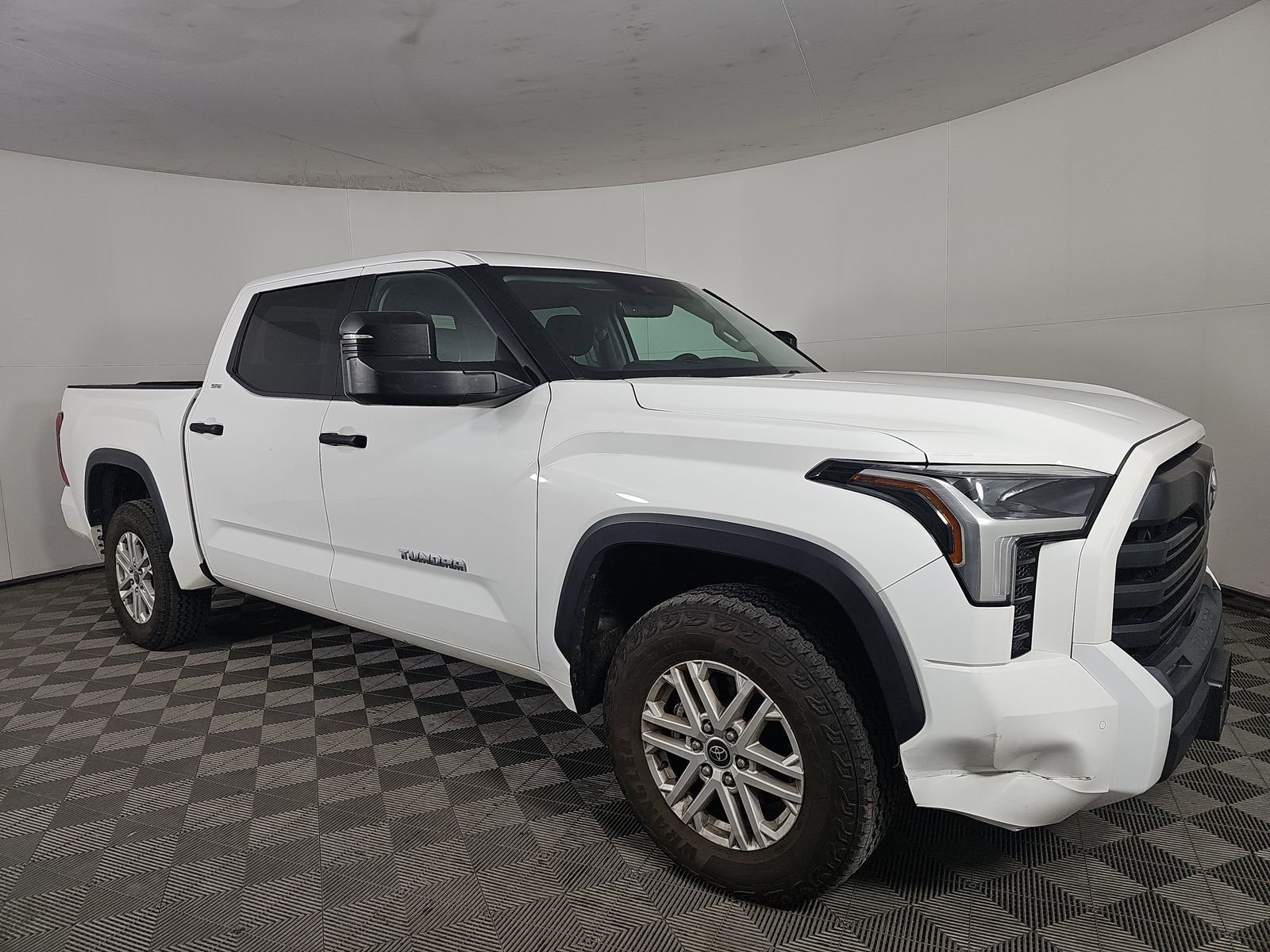 2022 Toyota Tundra SR5 AWD