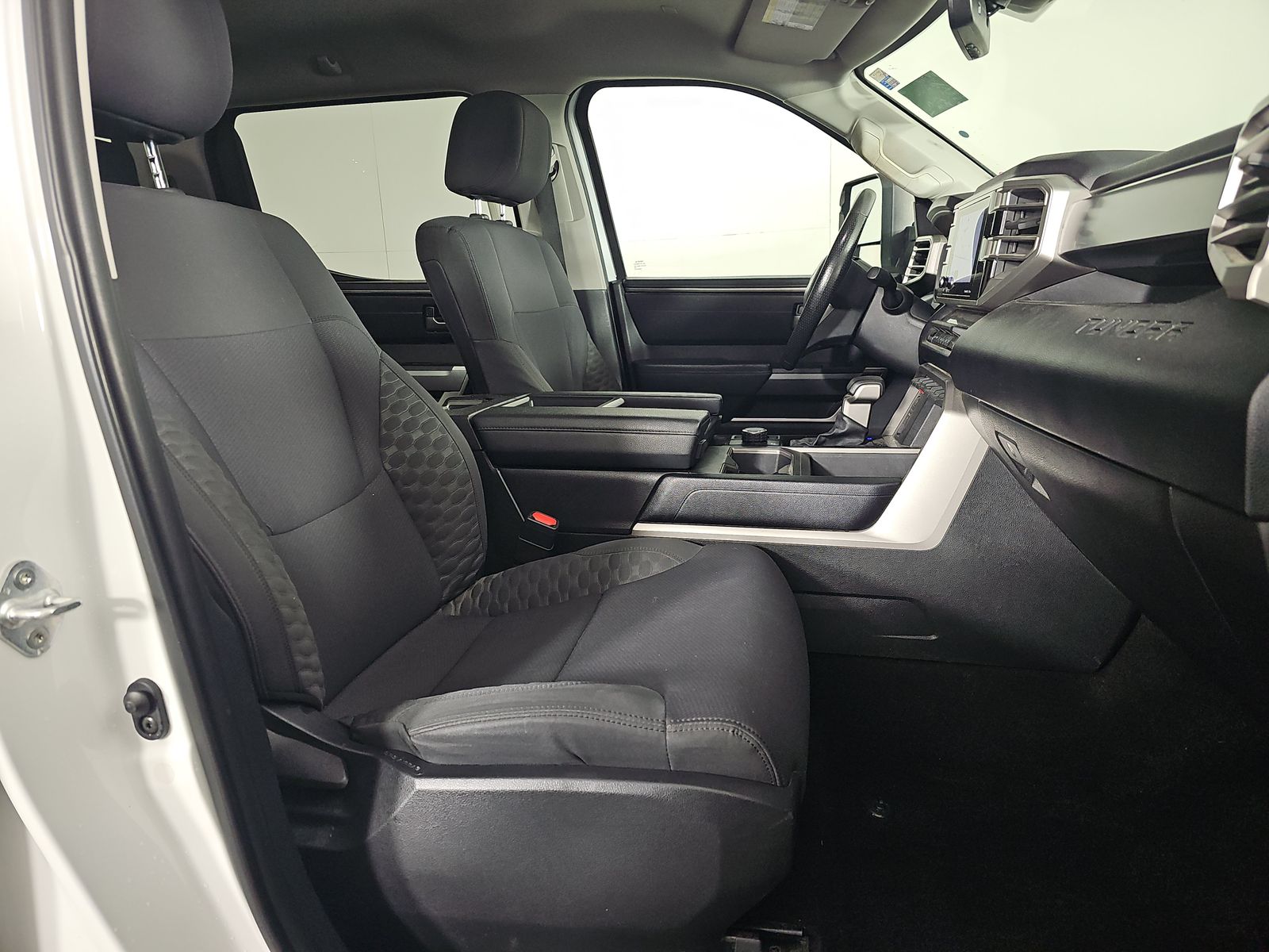 2022 Toyota Tundra SR5 AWD