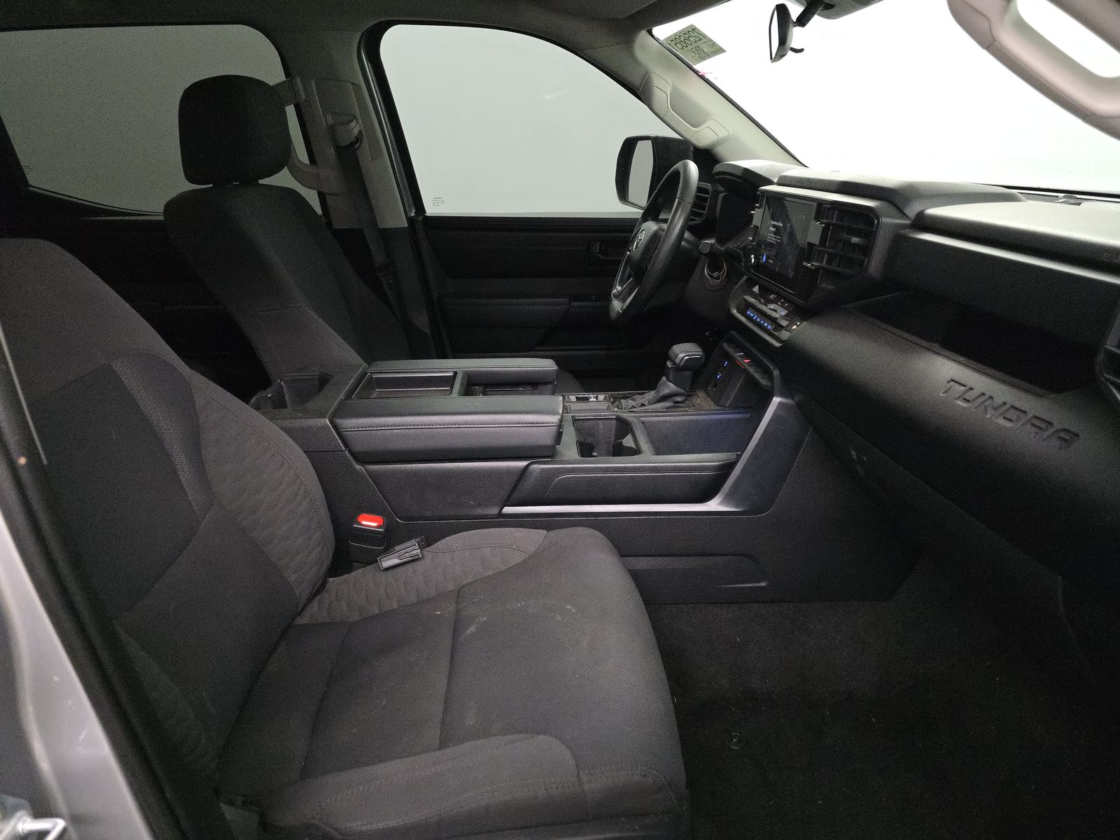 2024 Toyota Tundra SR AWD