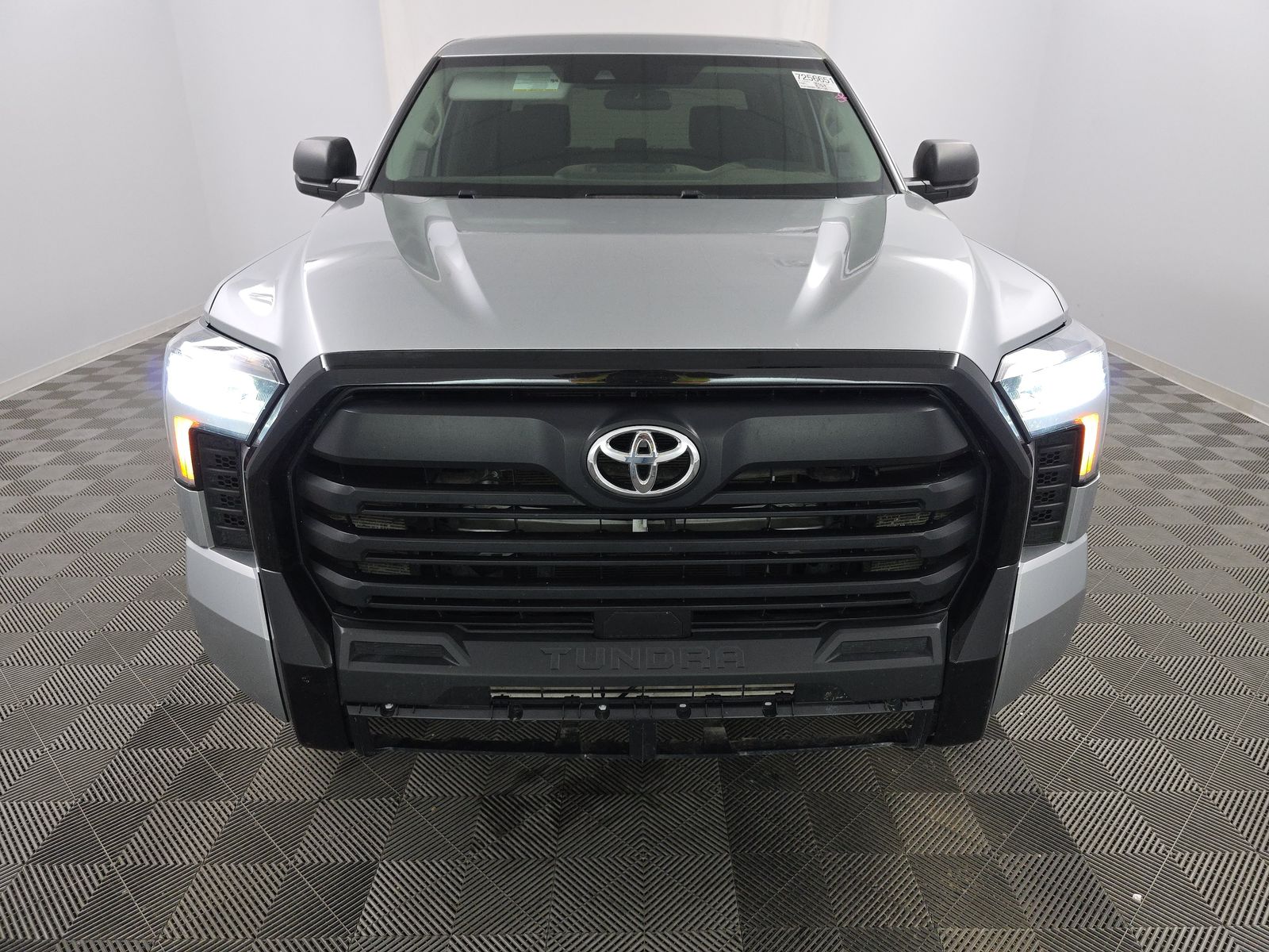 2024 Toyota Tundra SR AWD