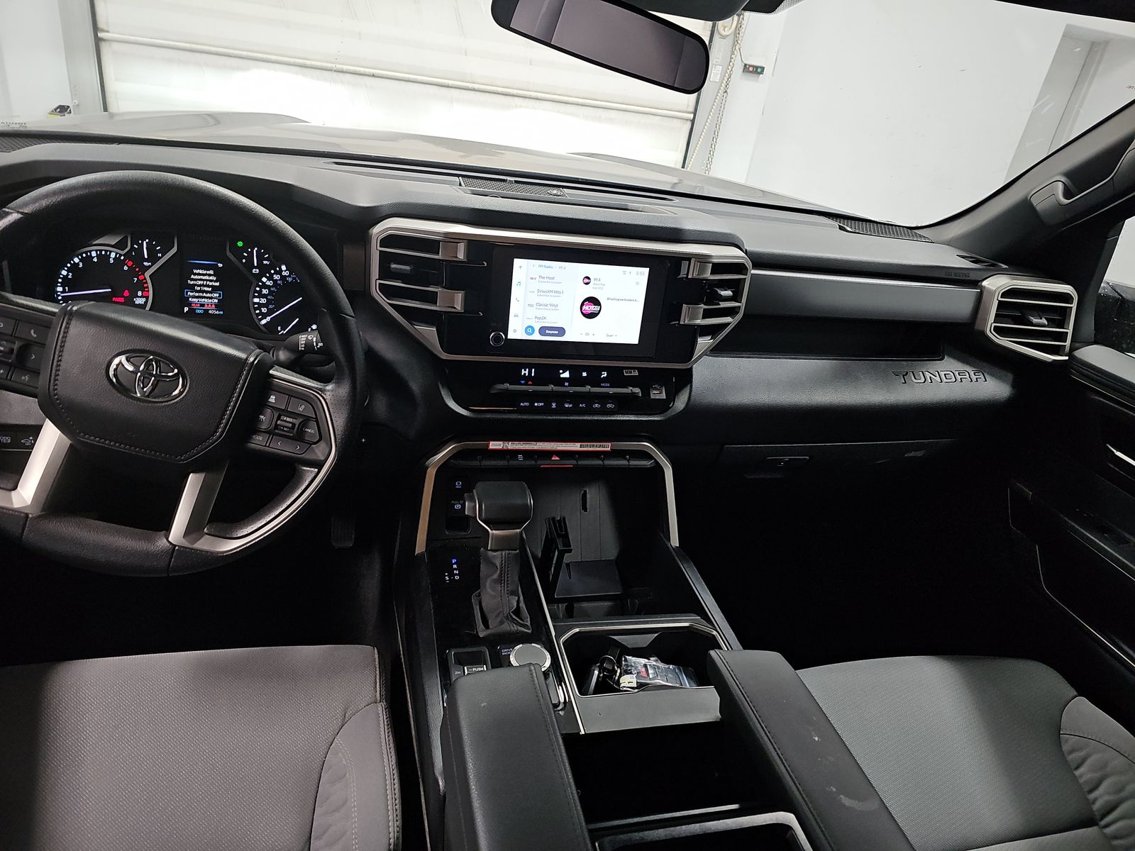 2025 Toyota Tundra SR5 AWD