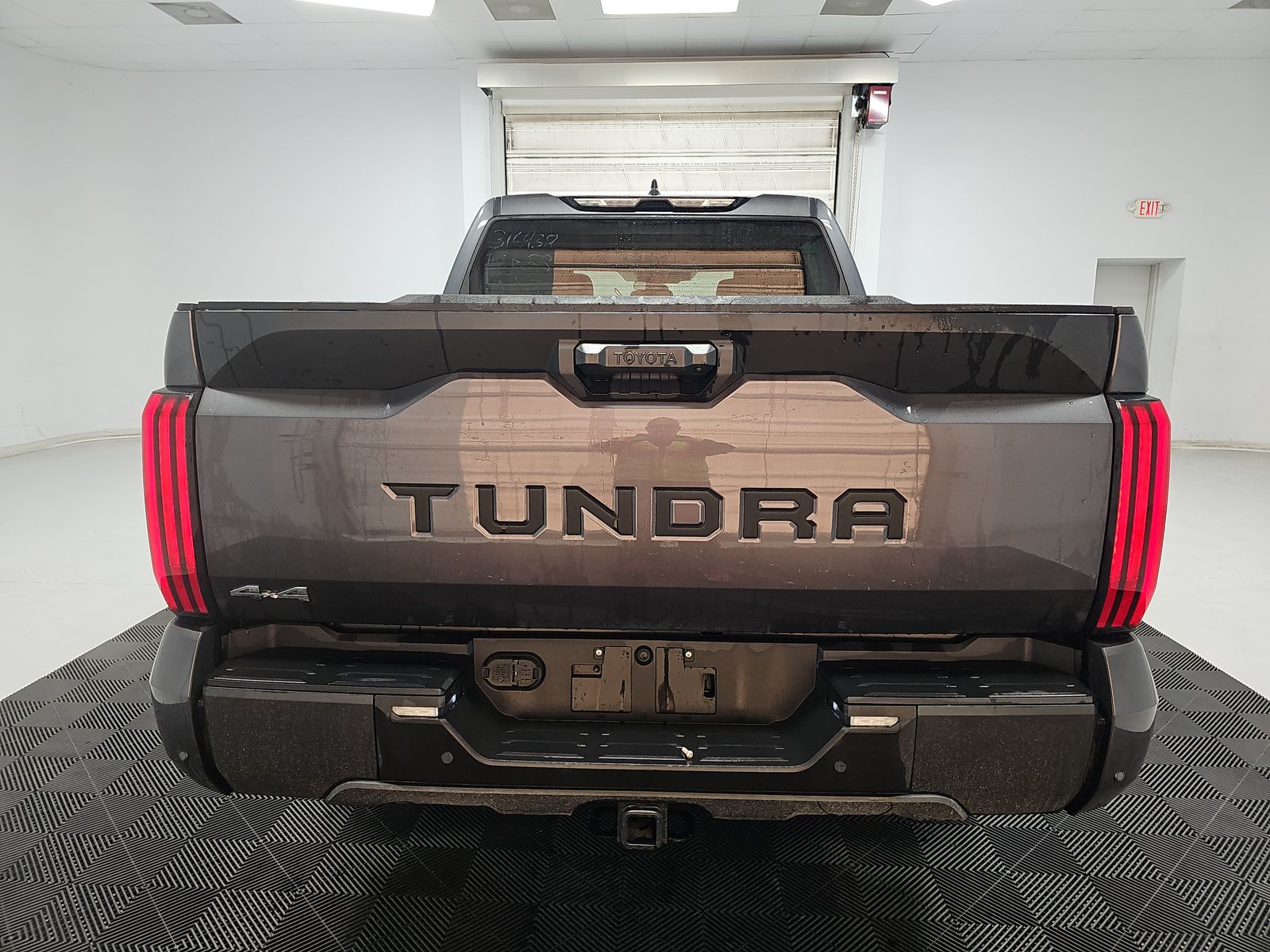 2025 Toyota Tundra SR5 AWD