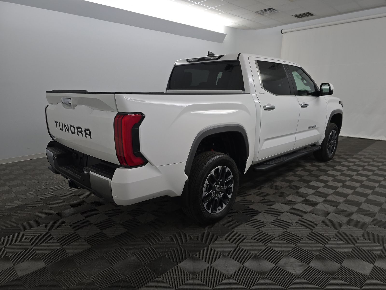 2025 Toyota Tundra Limited AWD