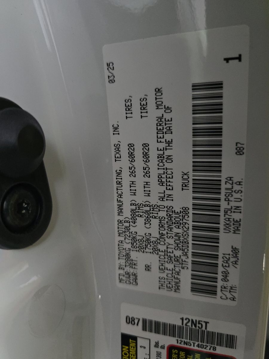 2025 Toyota Tundra Limited AWD