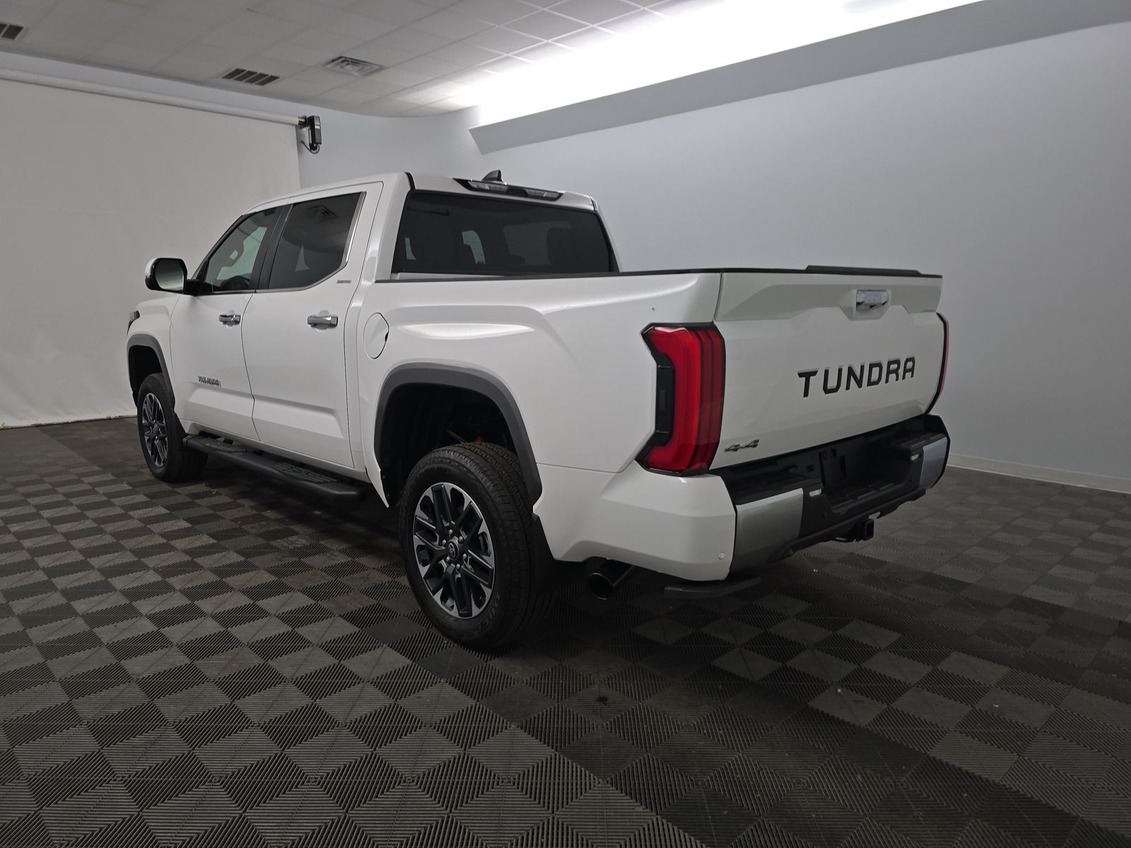 2025 Toyota Tundra Limited AWD
