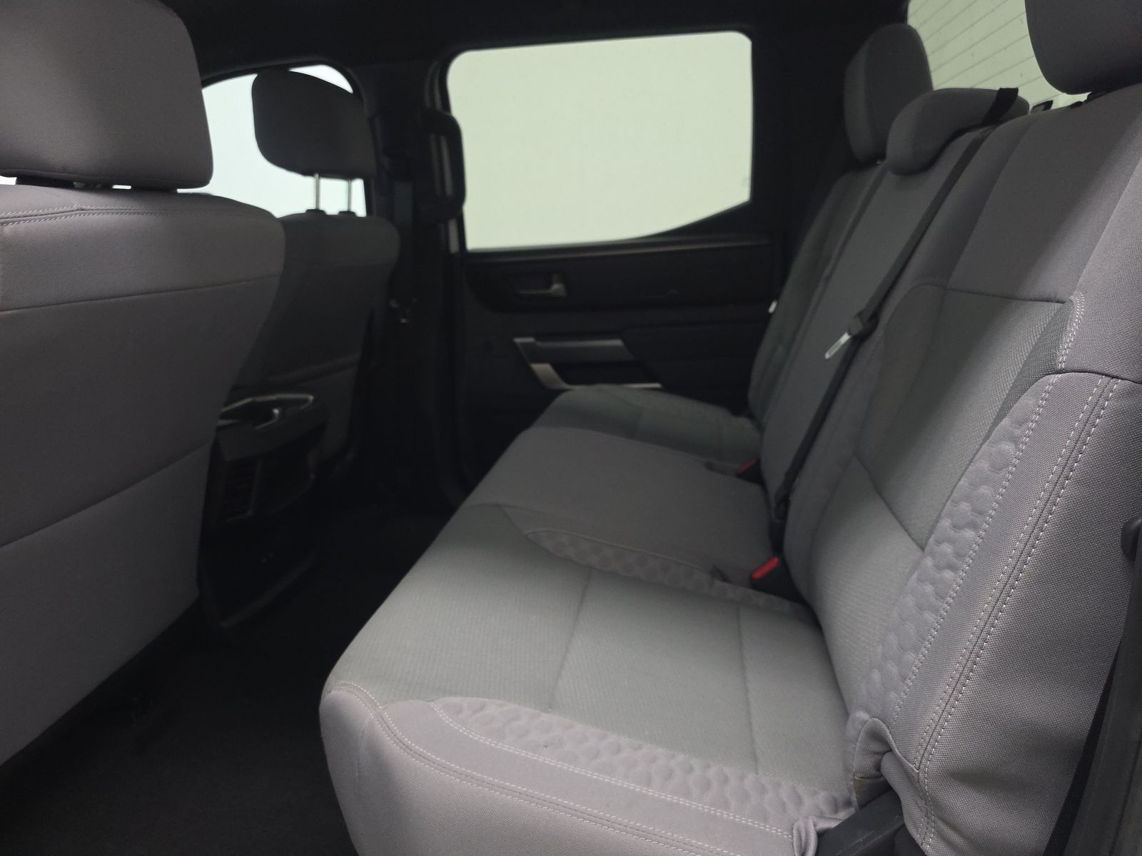 2025 Toyota Tundra SR5 AWD