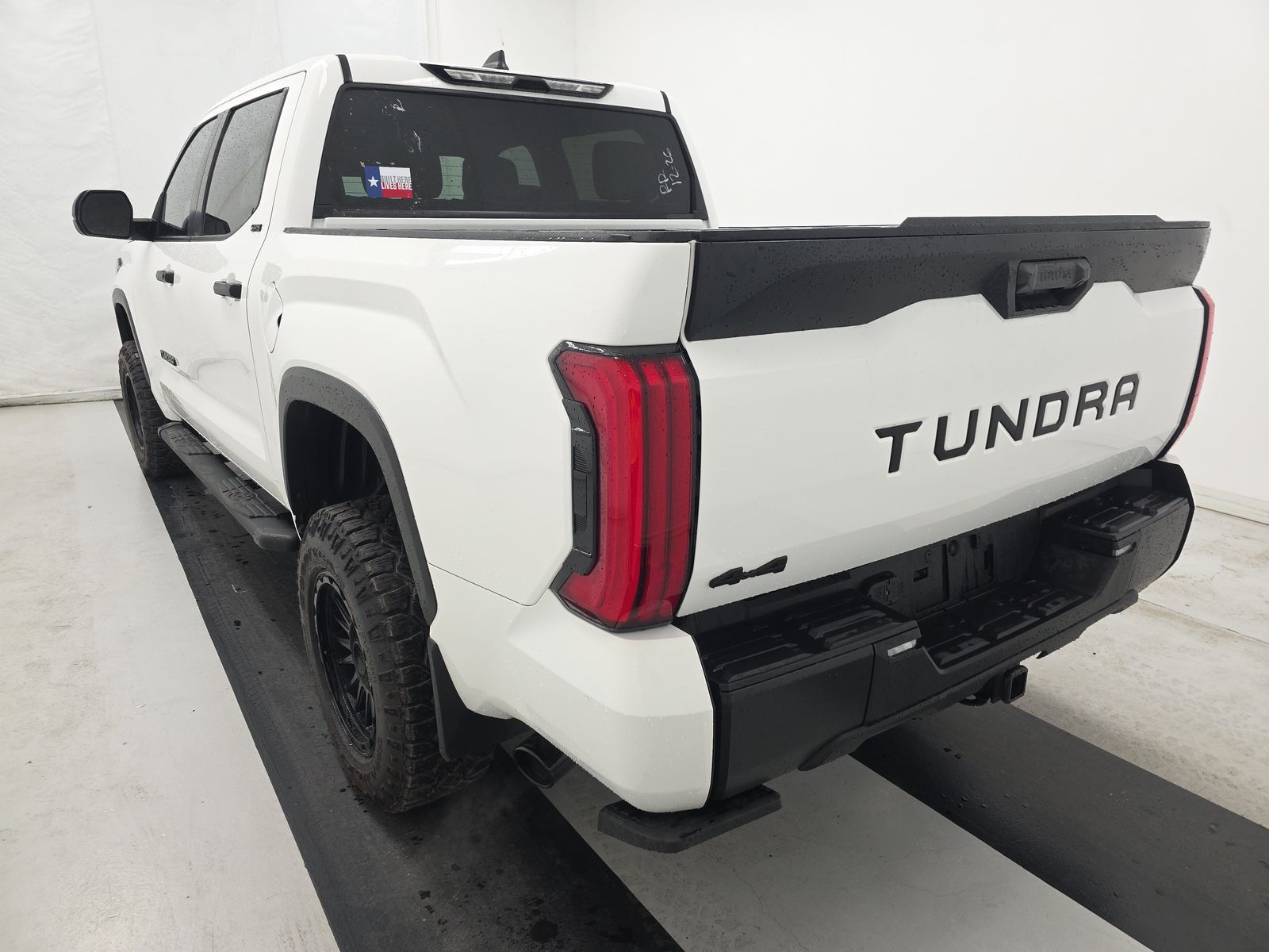 2025 Toyota Tundra SR5 AWD