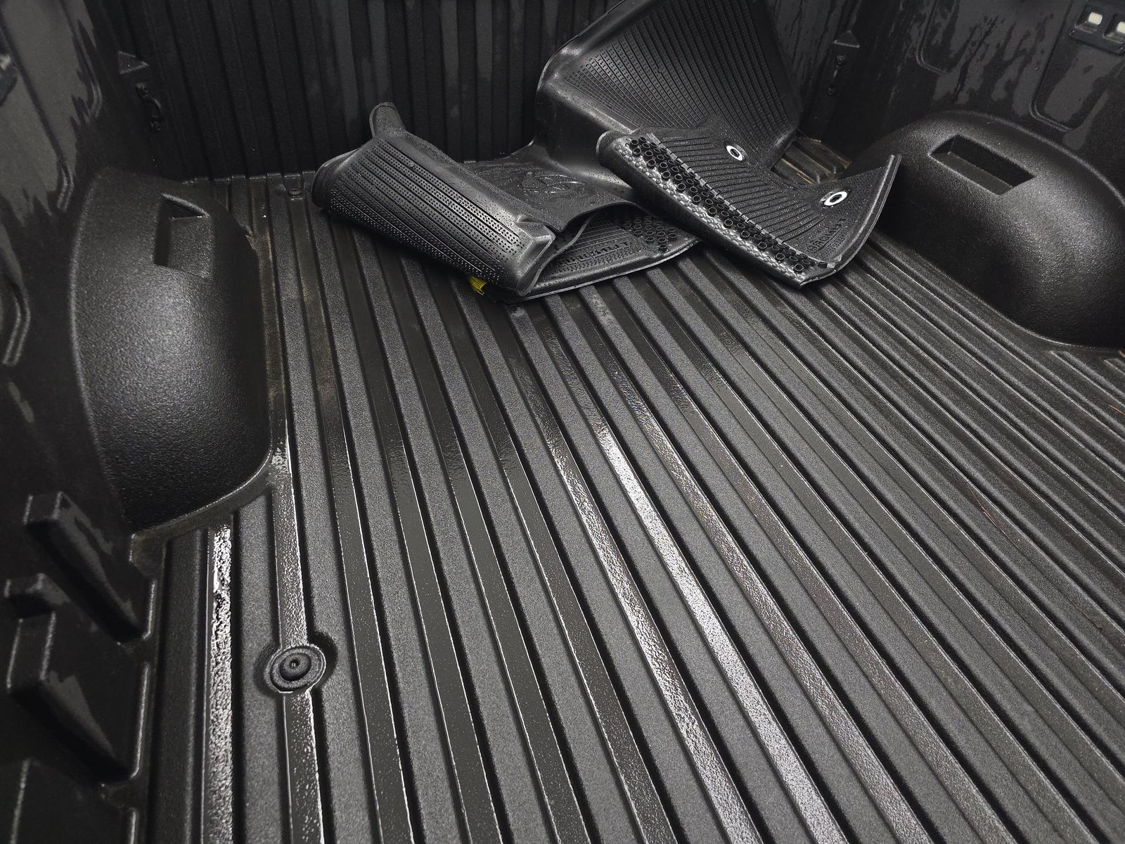 2025 Toyota Tundra SR5 AWD