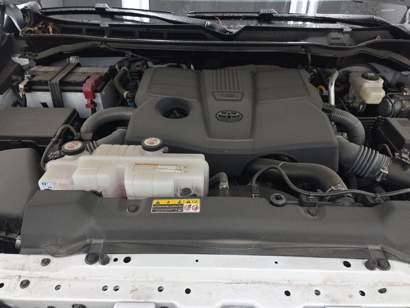 2025 Toyota Tundra SR5 AWD