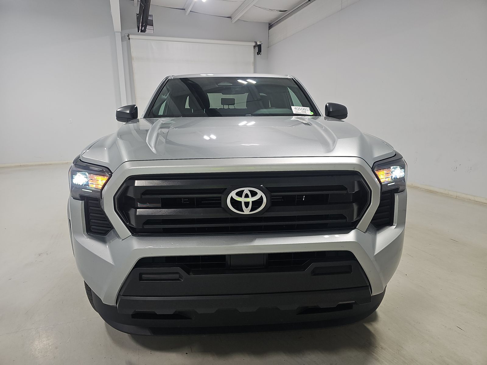 2025 Toyota Tacoma SR AWD