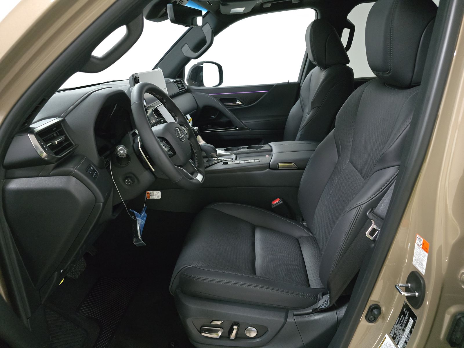 2025 Lexus LX LX 700h Overtrail AWD