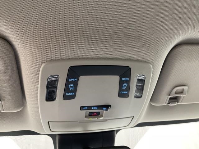 2024 Toyota Sienna LE FWD