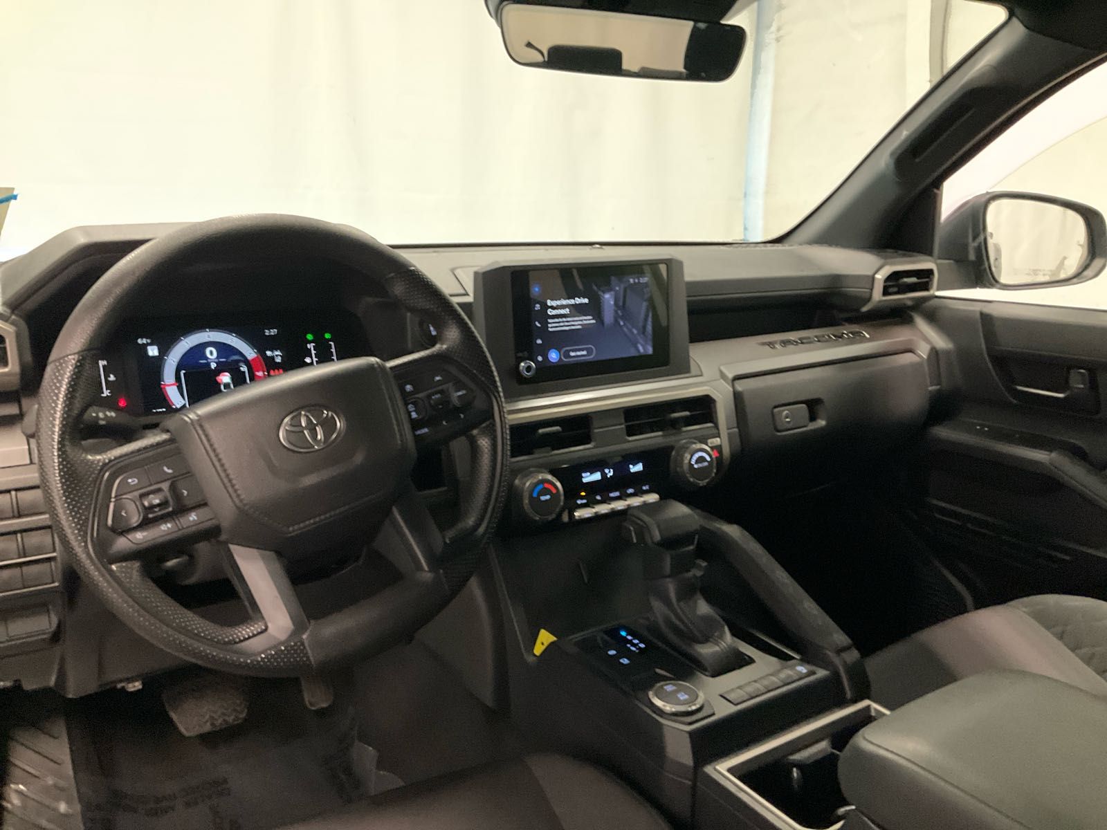 2025 Toyota Tacoma SR5 RWD