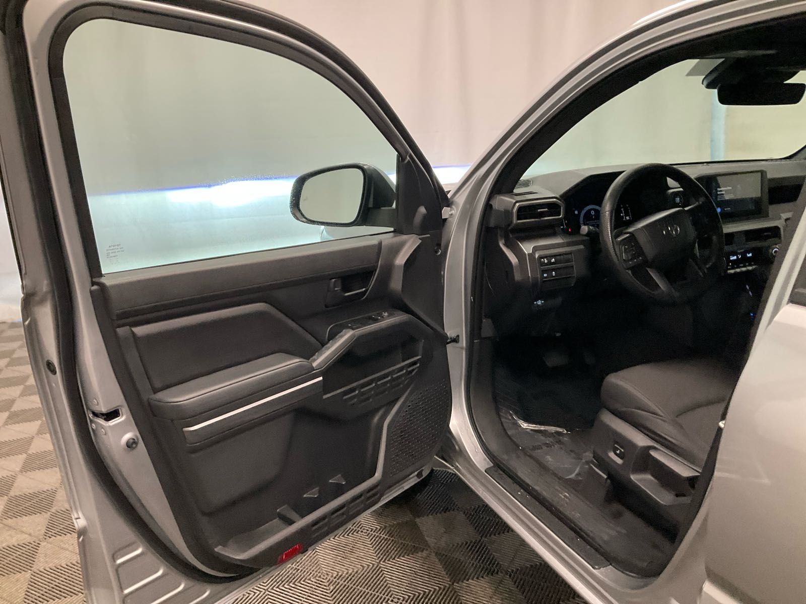 2025 Toyota Tacoma SR5 RWD