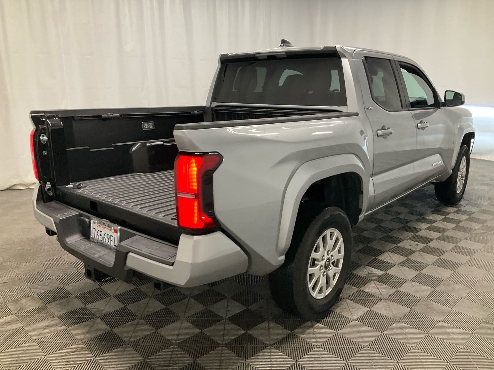 2025 Toyota Tacoma SR5 RWD