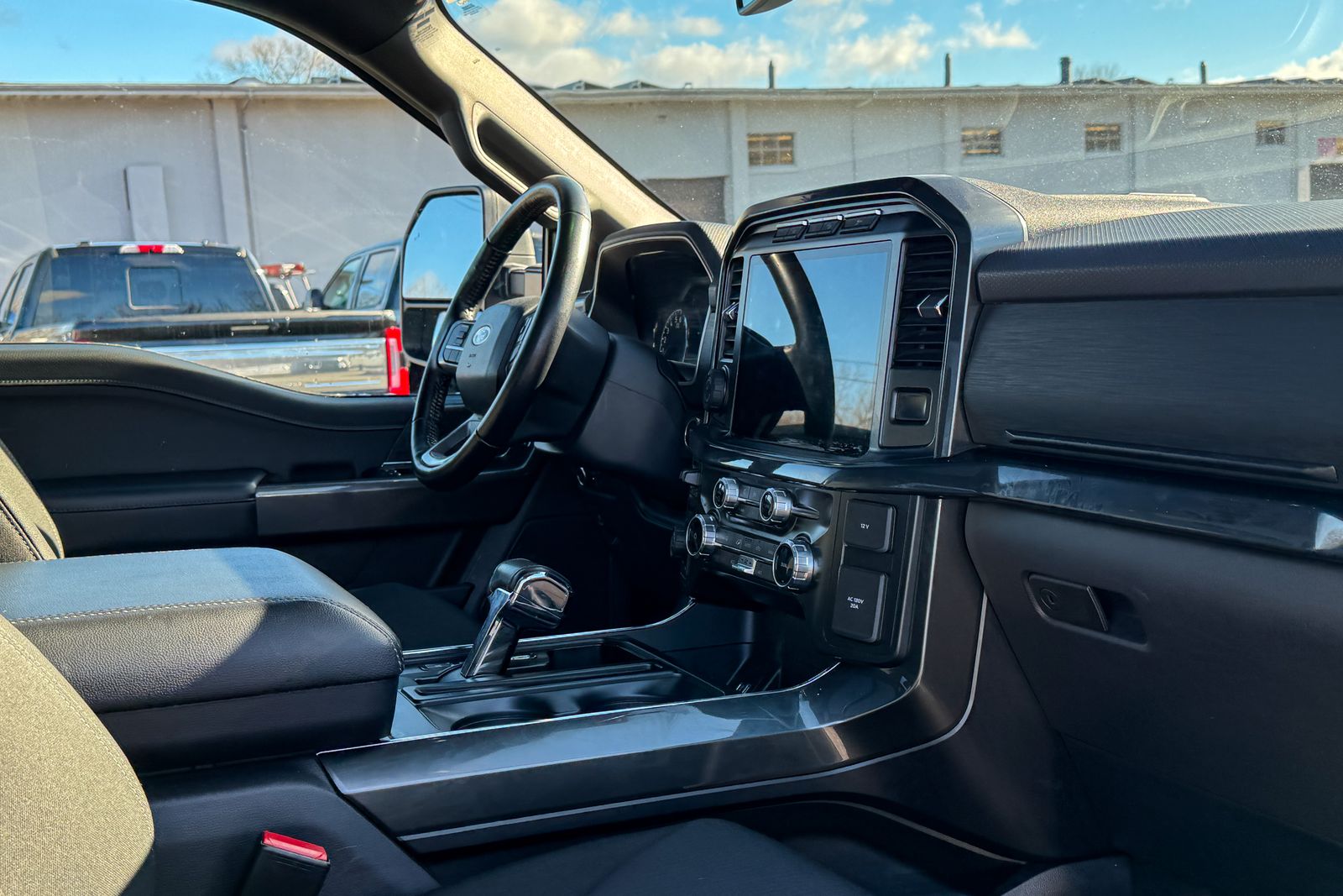 2022 Ford F-150 XLT AWD