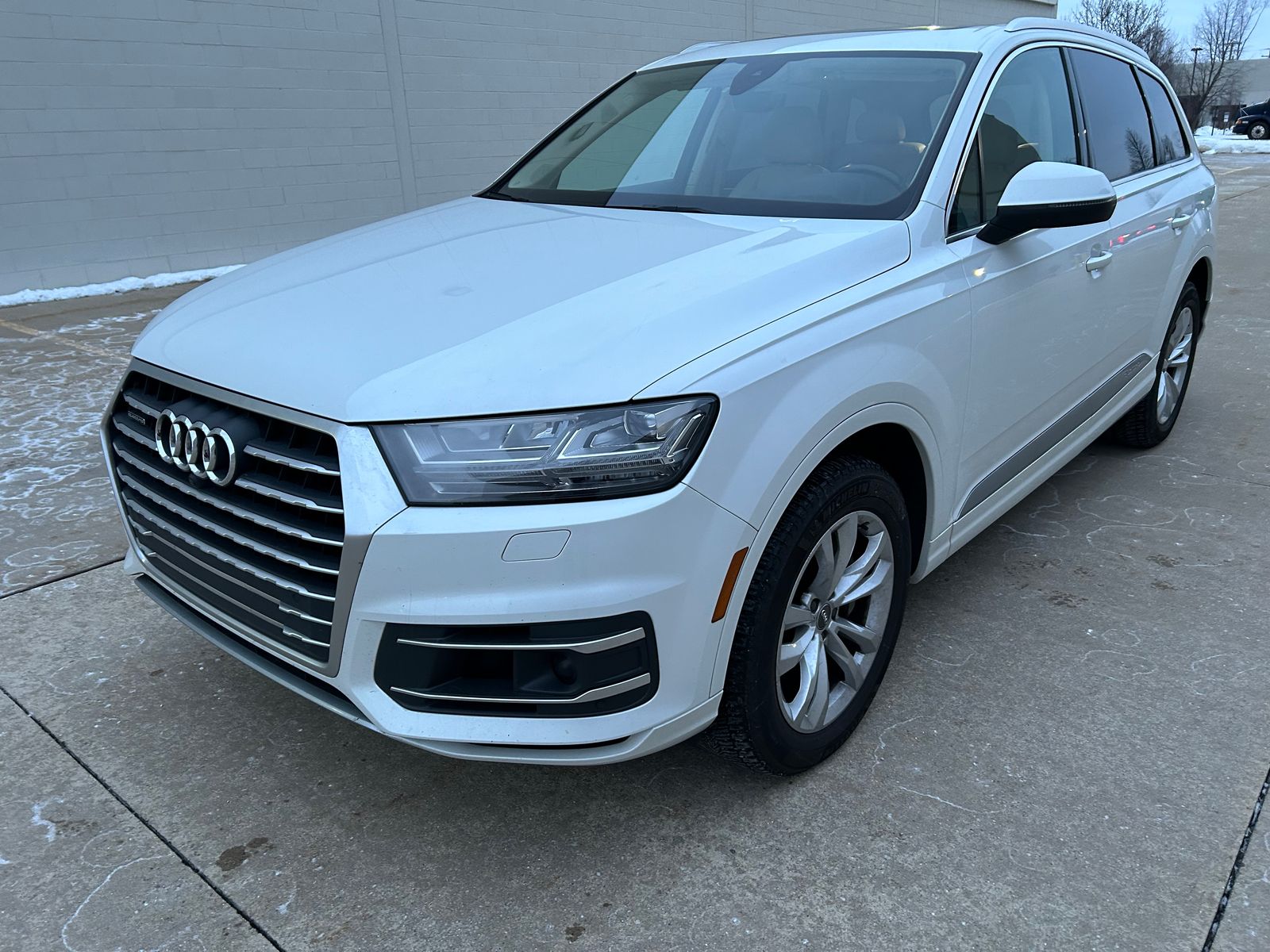 2017 Audi Q7 3.0T Premium Plus