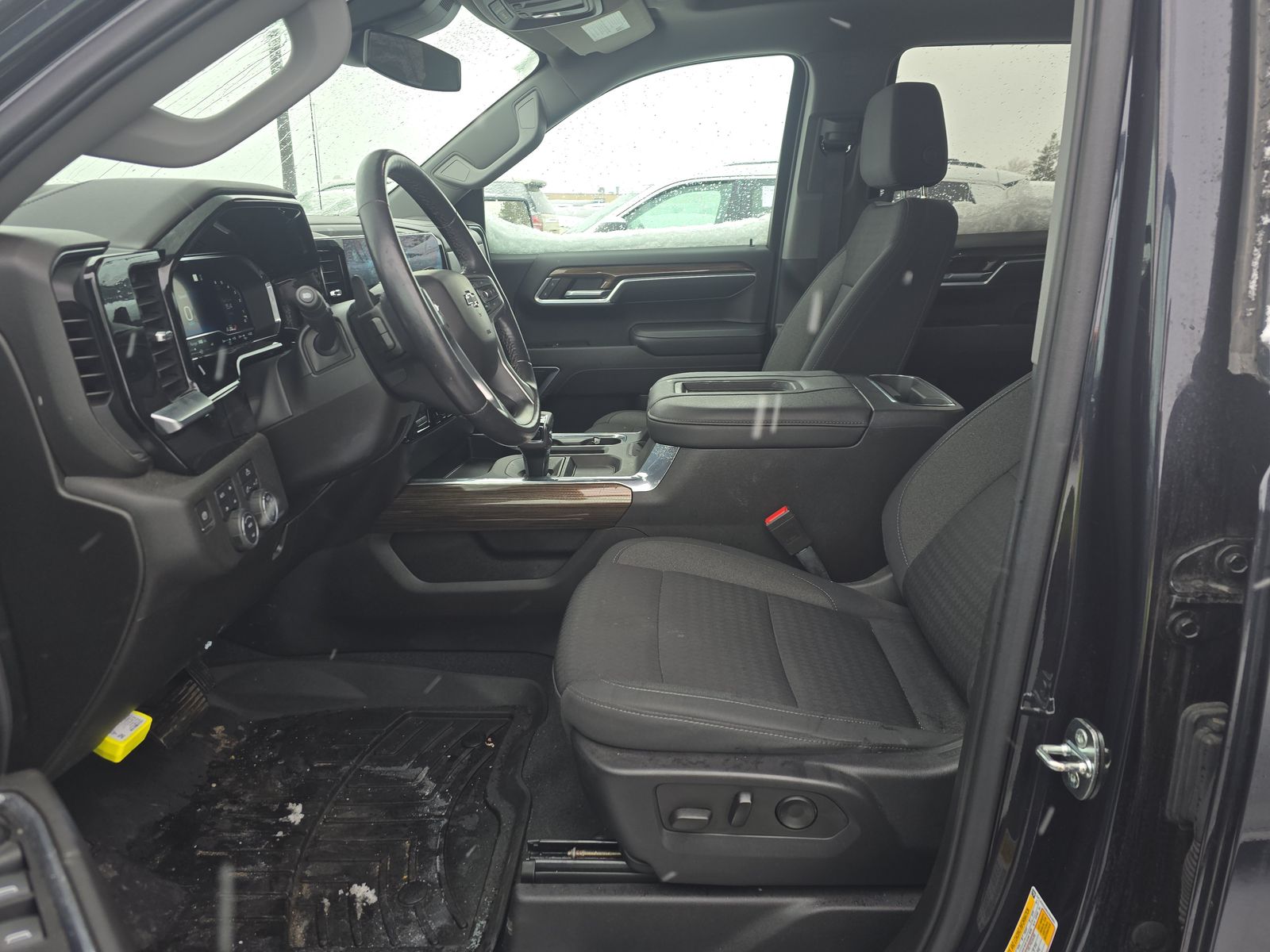 2022 Chevrolet Silverado 1500 RST AWD