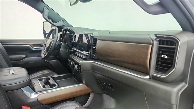 2024 Chevrolet Silverado 3500HD High Country AWD