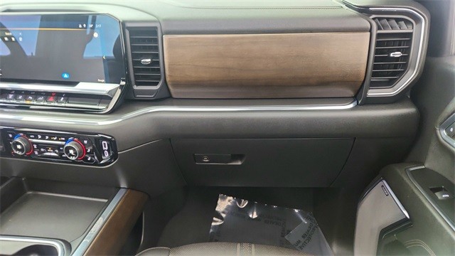 2024 Chevrolet Silverado 3500HD High Country AWD