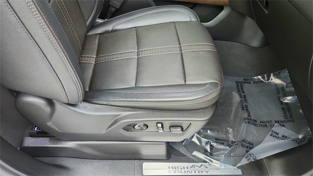 2024 Chevrolet Silverado 3500HD High Country AWD