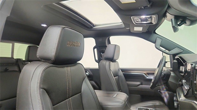 2024 Chevrolet Silverado 3500HD High Country AWD