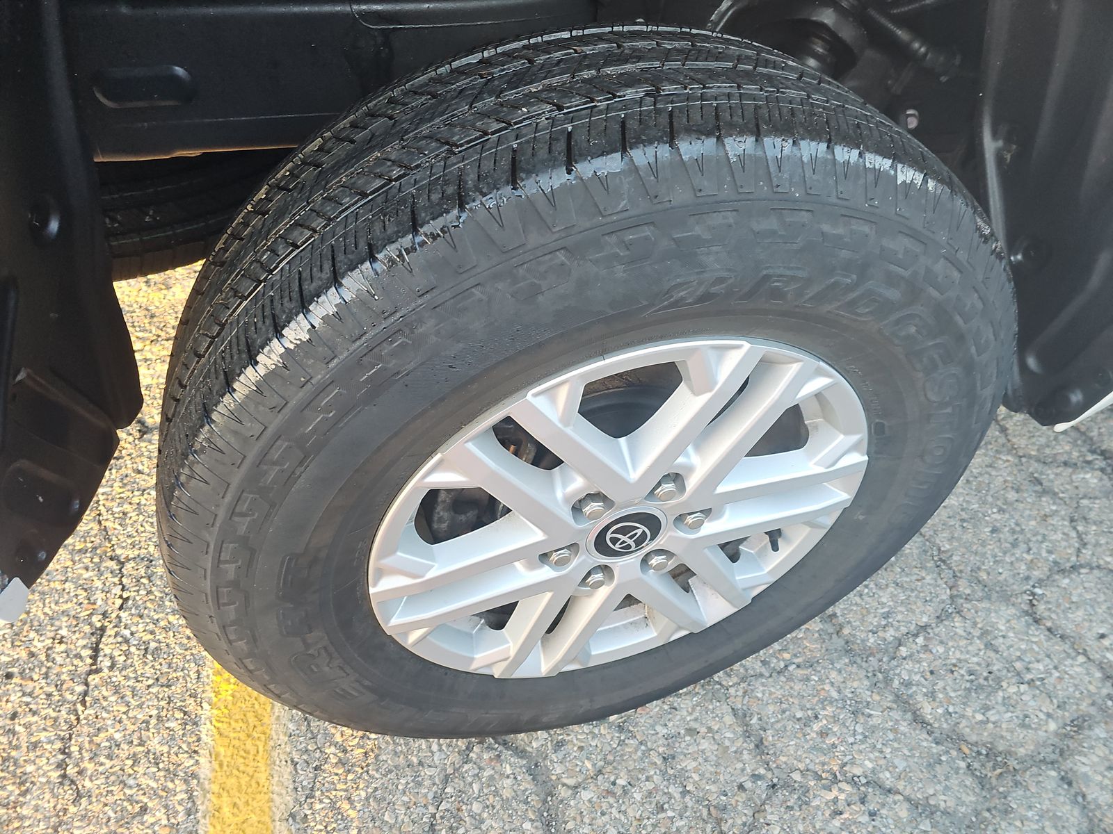 2023 Toyota Tundra SR5 AWD