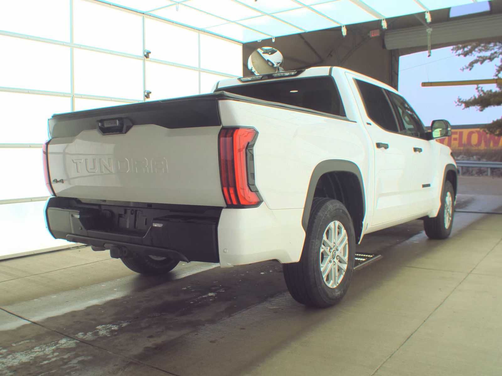 2023 Toyota Tundra SR5 AWD